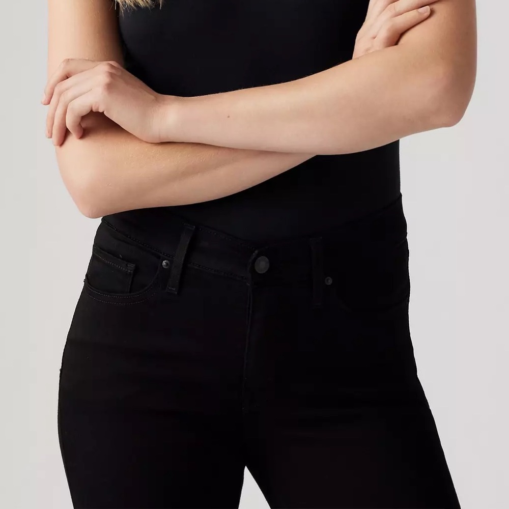 Levi’s Black Skinny Jeans - Picture 5 of 5